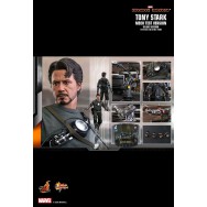 Hot Toys MMS582 1/6 Scale TONY STARK (MECH TEST VERSION) (DELUXE VERSION)